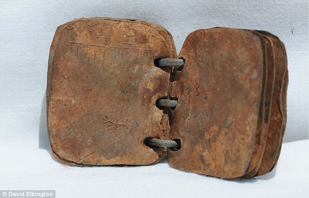 3ae06f2f00000578-3985150-an_ancient_set_of_lead_tablets_showing_the_earliest_portrait_of_-a-2_1480525233382