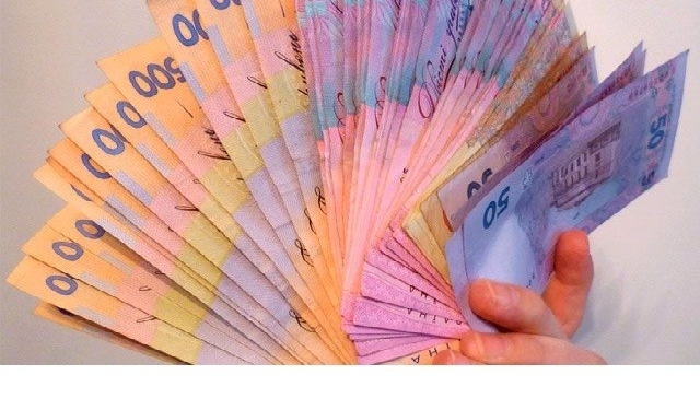 Руководитель филиала банка в Первомайском районе присвоила 33 тыс. грн. денег вкладчиков