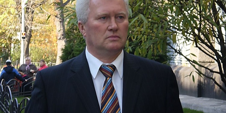 Корнацкий требует арестовать руководителя ОИК №132