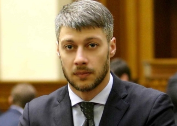 Еще один бородатый депутат от Николаевской области – на 128-м победил Артем Ильюк