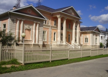 Разом з Януковичем Росія прийняла 5 тисяч втікачів з України, кожен п’ятий купує в Москві нерухомість ціною до $30 млн.