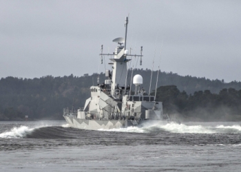 Швеция ищет русскую подводную лодку, мир ждет развязки