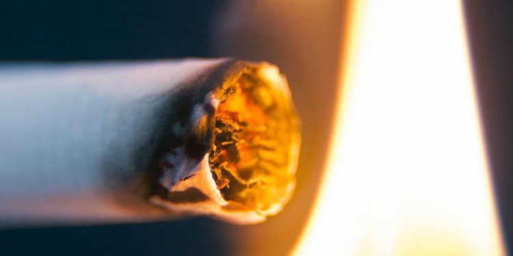 Николаевские спасатели спасли курильщика от верной смерти