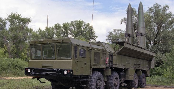 СНБО подтверждает: Россия стянула к границе ракеты “Искандер”