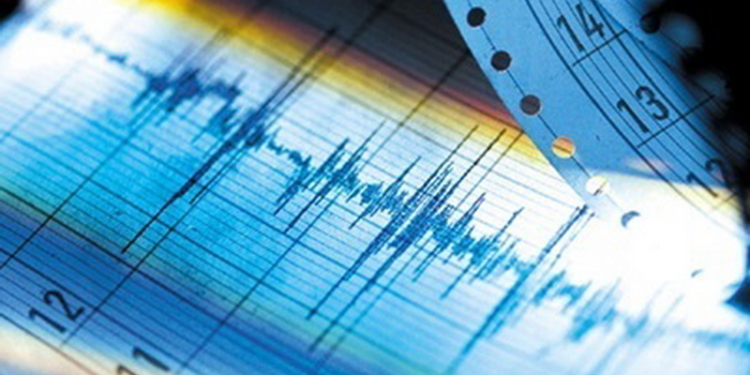 Нам следует готовиться к новым землетрясениям, считает геофизик Александр Кензера