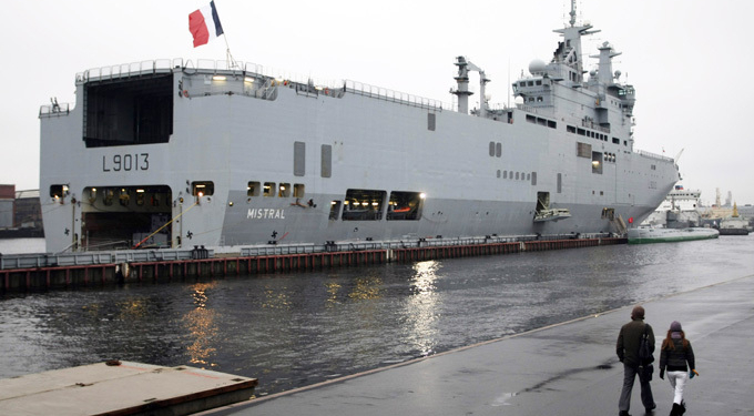 Мистраль «Владивосток» все-таки передали России, хоть и без ранее запланированной церемонии