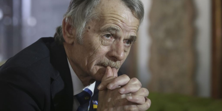 На открытии Рады зачитывать присягу народного депутата Украины будет Мустафа Джемилев