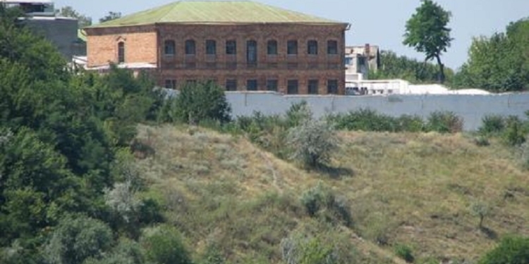 Чей туфля? В Николаевский СИЗО пытались передать наркотики в обуви