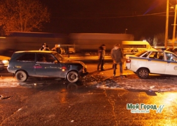 Вечернее ДТП на ПГС: разбиты 5 машин, сотрудник ГАИ в больнице