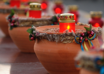 Николаев почтил память жертв Голодоморов молебном и минутой молчания (Фоторепортаж)