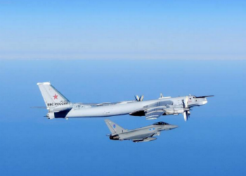 Британия подняла по тревоге истребители – из-за российских бомбардировщиков