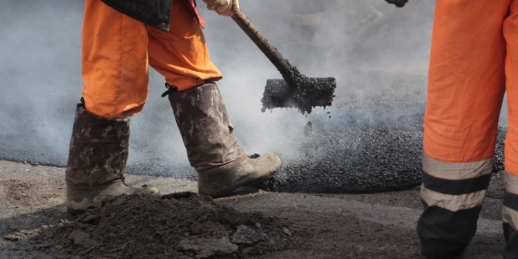 Одесситы обогатились на ремонте николаевских дорог на полмиллиона гривен