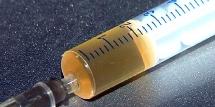 Все для клиента: в Ленинском районе в «ВАЗе» можно можно было и опий купить, и тут же уколоться