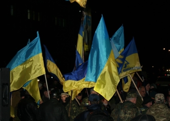 Николаевский «евромайдан» почти год спустя: пропасть между властью и народом пока узка, но она уже есть