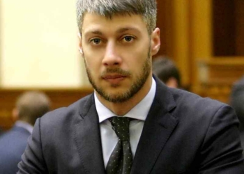 Артем Ильюк зарегистрирован народным депутатом Украины