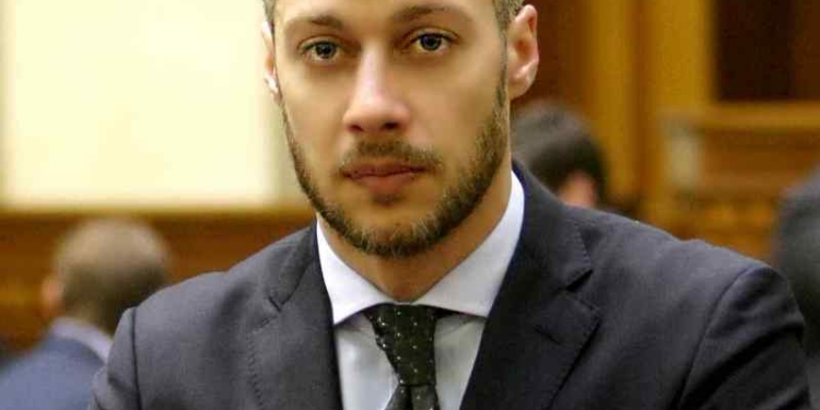 Артем Ильюк зарегистрирован народным депутатом Украины