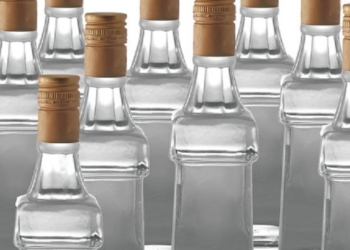 36 тысяч по пол-литра сомнительного качества: такой груз задержали на блокпосту на въезде в Николаев