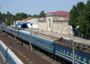 Херсонец-гастролер с поддельным паспортом ограбил локомотивное депо в Николаеве