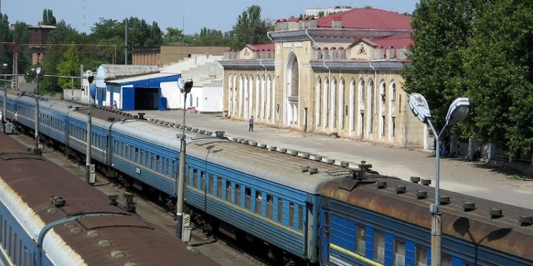 Херсонец-гастролер с поддельным паспортом ограбил локомотивное депо в Николаеве