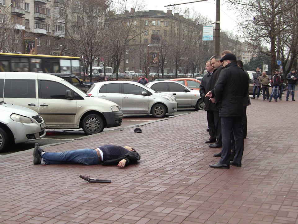 Перестрелка в центре Николаева: один мужчина убит (18+) 1