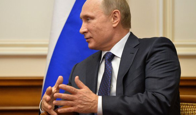 У Путина паника после встречи с Олландом