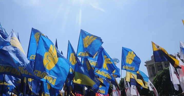 «Николаев — это Россия». Идеологическая диверсия в Николаеве, пострадала агитатор ВО «Свобода»