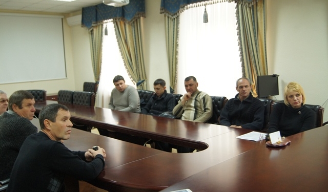 Вадим Мериков пообещал земли ГП «Исследовательское хозяйство «Реконструкция» раздать людям