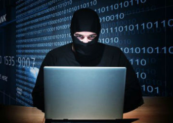 Покупки через интернет: девушка осталась без денег и мобильного телефона