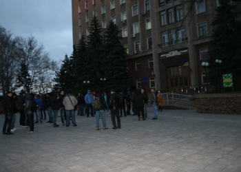 Пока не договорились: полтора часа в Николаевской облгосадминистрации спорили о «Трудовых резервах»