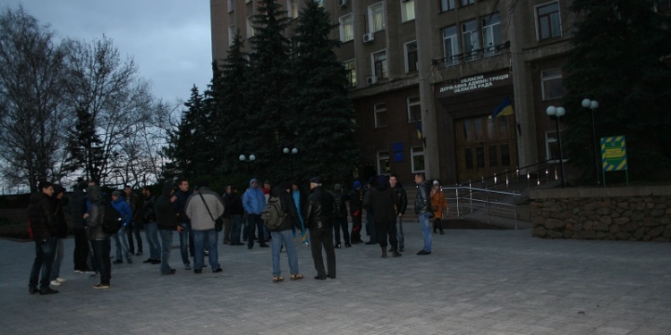 Пока не договорились: полтора часа в Николаевской облгосадминистрации спорили о «Трудовых резервах»