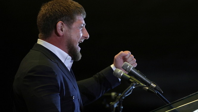 Боевики захватили школу в центре Грозного