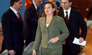 Нуланд: ввоз ядерного оружия РФ в Крым не останется без ответа