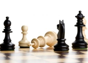 Федерация шахмат проводит финальные соревнования по блицу и быстрым шахматам