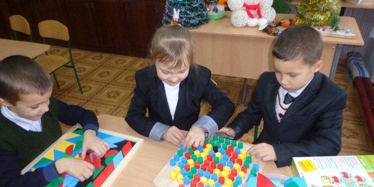 «Орден детских улыбок» вручили «Фабрике чудес»