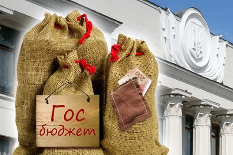 Николаевская таможня оформляет товары, которые оформлялись раньше в Крыму. И дала больше в бюджет 1