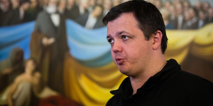 Семенченко инициирует экстренное заседание комитета Рады по нацбезопасности