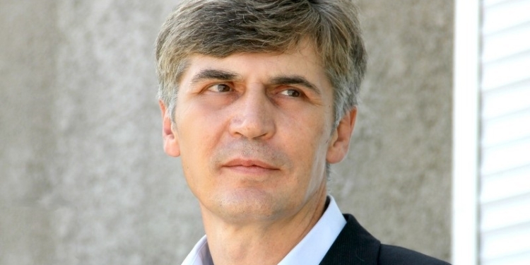 Своим первым законопроектом народный депутат Александр Жолобецкий хочет защитить тех, кто на покупку недвижимости взял кредит в валюте