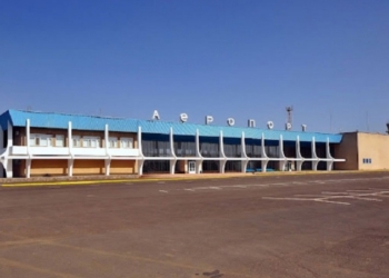 Работники КП «Международный аэропорт «Николаев» снова не дали энергетикам обесточить объект