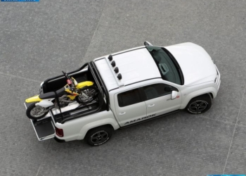 Сегодня в Николаеве угнали две престижные колесницы