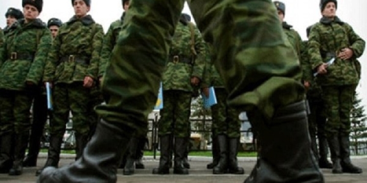 В 2015 году ни один срочник в зону АТО направлен не будет