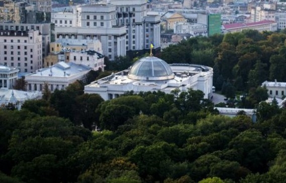 Бюджет не расколол коалицию. Но разделил