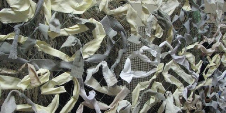 Дети помогают армии, как могут: в школе-интернате №4 плетут маскировочные сетки, а для морпехов в ВПУ пошьют масккостюмы