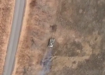 Видео удачной охоты украинского беспилотника на танки террористов