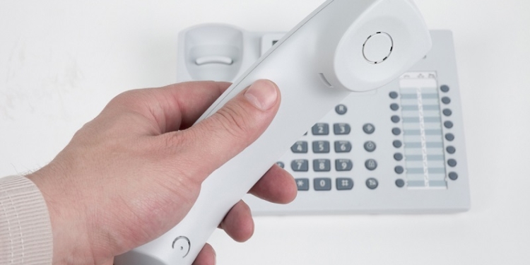 В Варваровке из-за вчерашней стихии перестала работать телефонная связь