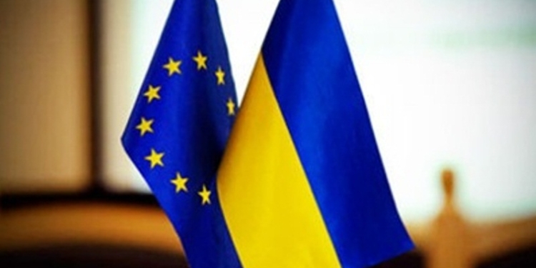 ЕС до конца года может выделить Украине 2 млрд. евро