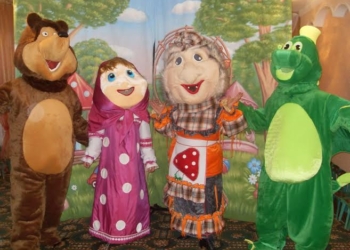 В Николаеве появился первый театр ростовых кукол