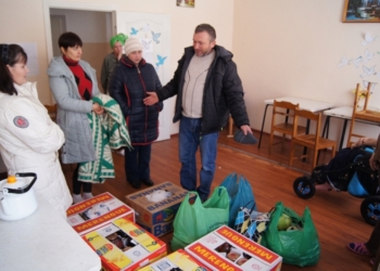 Доброе слово плюс гуманитарная помощь лучше, чем просто доброе слово: переселенцам помог Березнеговатский район