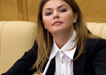 Новости из-за поребрика: “слуги народа” боятся… народа