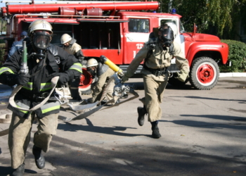 В Николаеве два дня горели автомобили