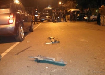 В центре Одессы опять гремят взрывы (фото)